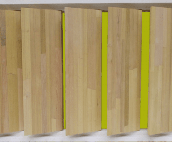 Panneaux lamellé collé en bois, usage non structurel